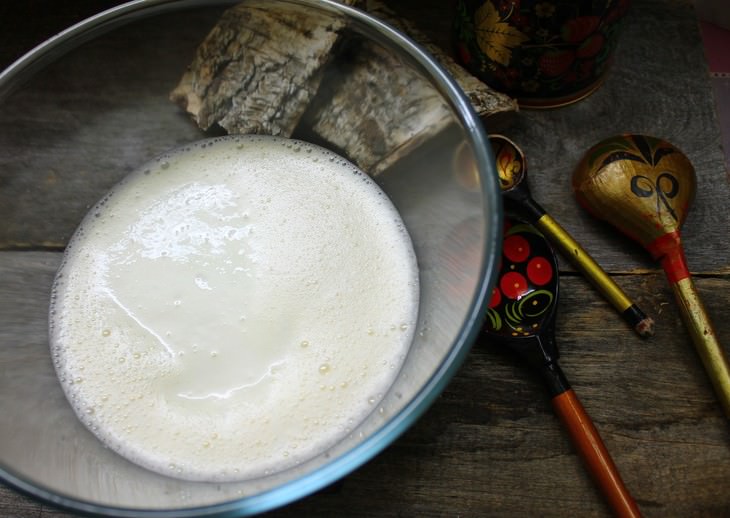 Блины на кефире с водкой и гречневой мукой!