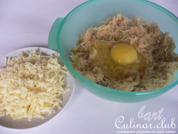 Картофельные оладьи с сыром.