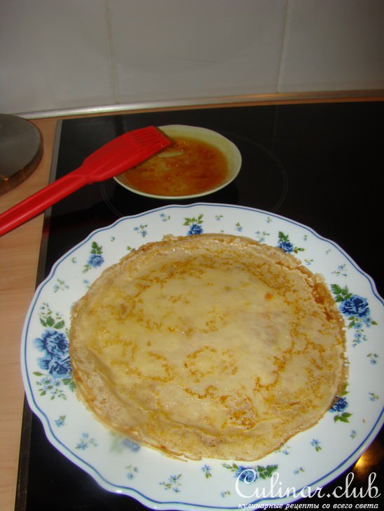 Блины фламбе с персиками (для маленькой такой компании)