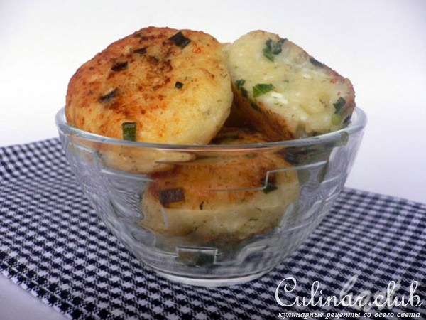 Сырники с зеленым луком .