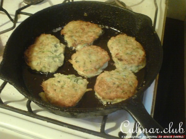 оладьи кабачковые с ржаной мукой