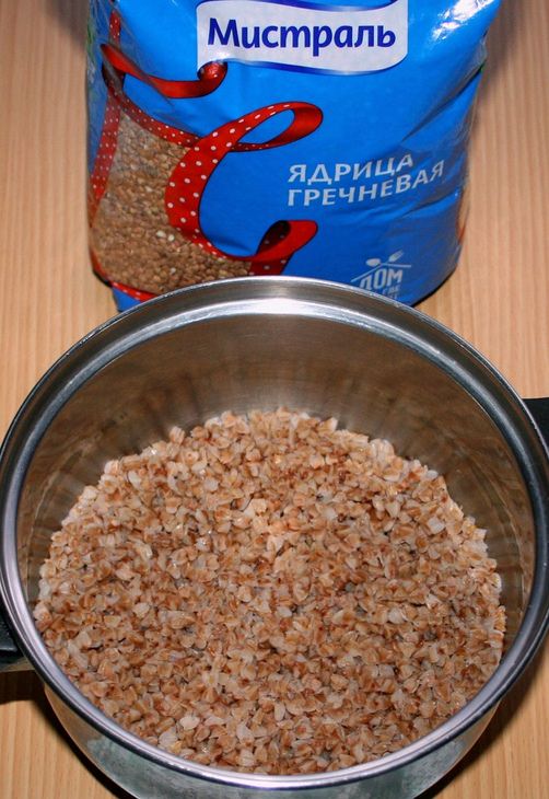 Оладьи с гречкой и яблоками