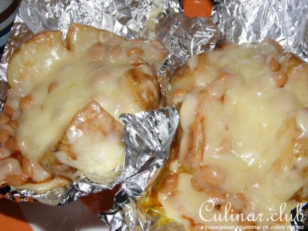 Картофель запеченный с фасолью и сыром(baked potate with beans and cheese)