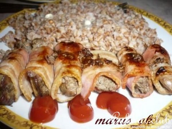 Куриная печёнка "под шафе" в беконе