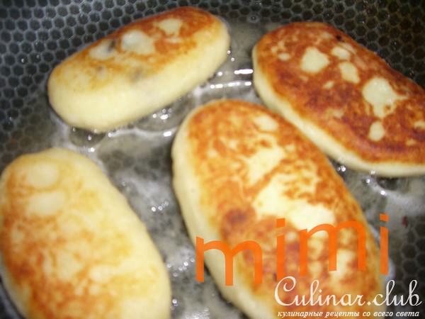 картофельные пирожки с грибами