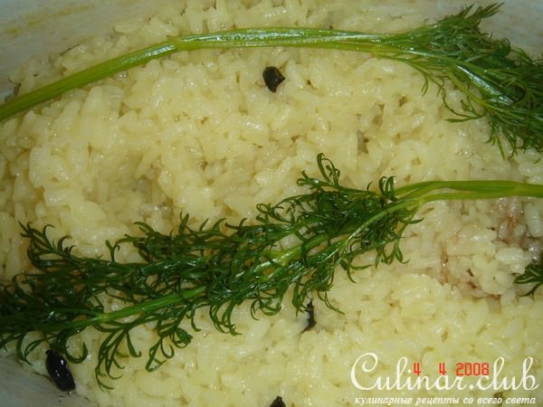 Курочка в аджике с гарниром