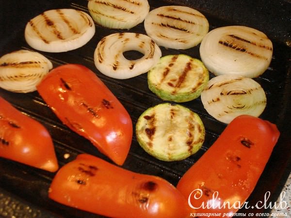 Куриное филе с овощами-гриль