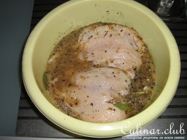 Котлетки из индейки с зеленью и орехами