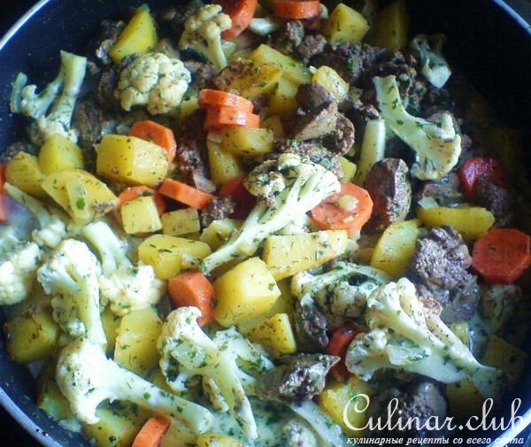 Печень куриная с картофелем и цветной капустой