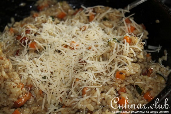Ризотто с лисичками и овощами