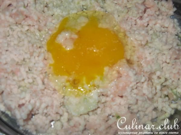 Куриные зразы с начинкой из цуккини