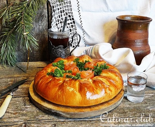 Праздничный расстегай с рыбой.