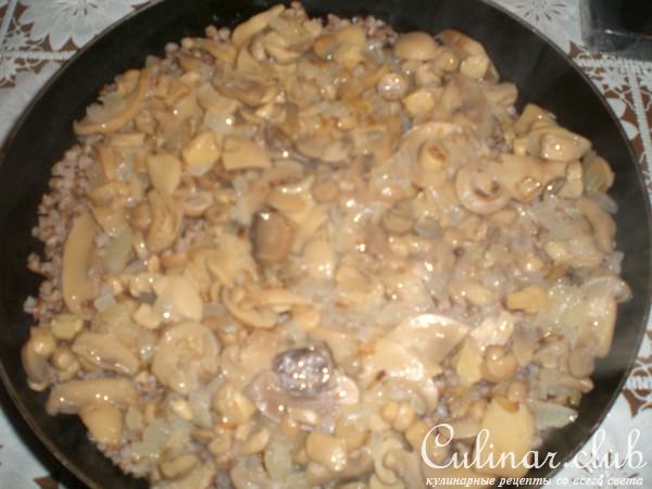 Гречневая каша с грибами