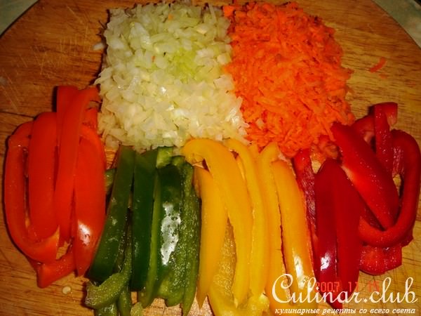 Курочка тушенная с овощами