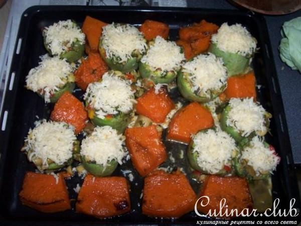 Кабачки фаршированные.