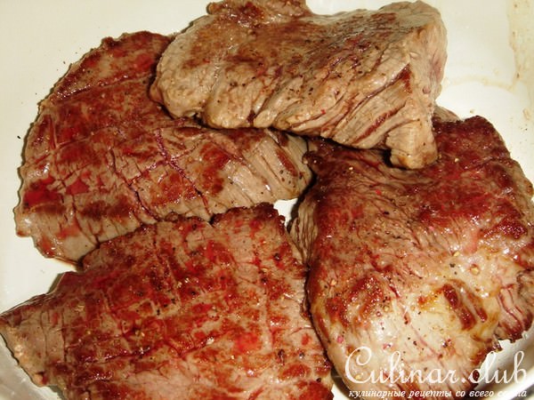 Говядина с кедровыми орешками