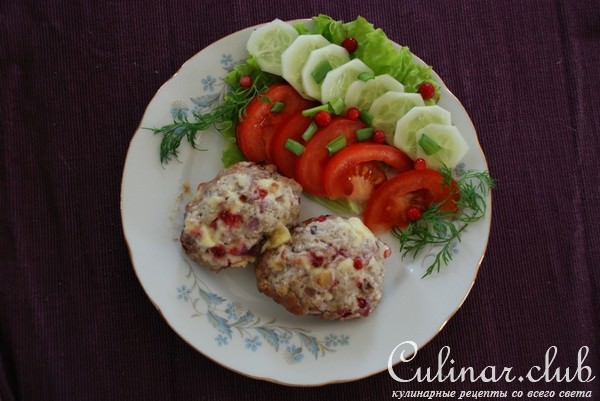 котлеты с брусникой
