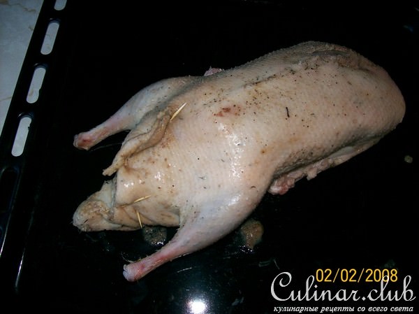 Фаршированная утка (с куриной печенкой) 