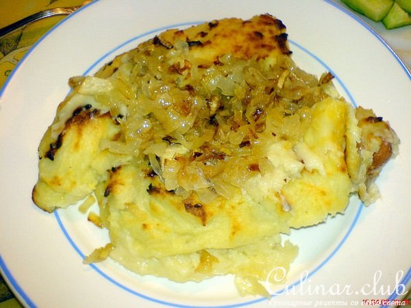 Сосиски, запечённые в картофельном пюре
