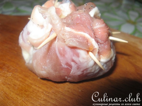 Мясные мешочки с начинкой