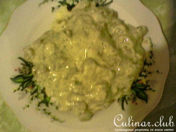 Сырно-молочный соус с грибами и мясом