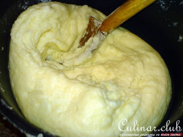 Сосиски, запечённые в картофельном пюре