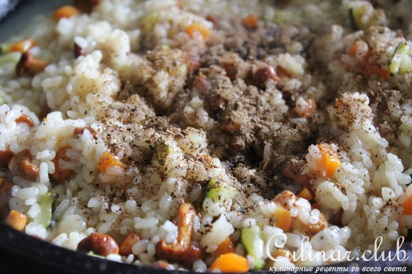 Ризотто с лисичками и овощами