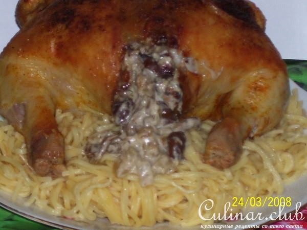 Курица с грибами и яичной лапшой