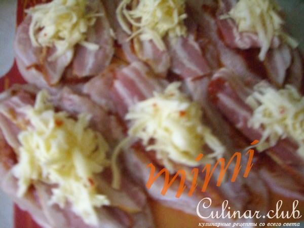 куриные кармашки с беконом в пряной панировке