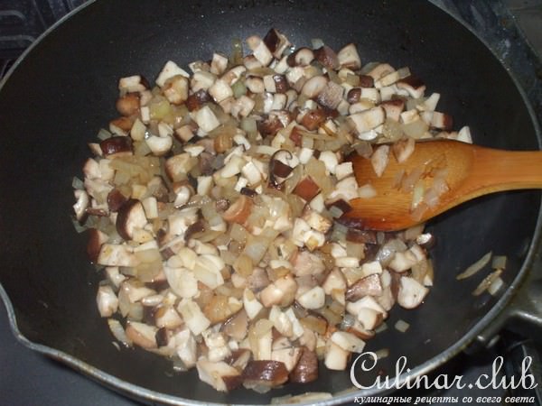 Жульен с курицей и грибами