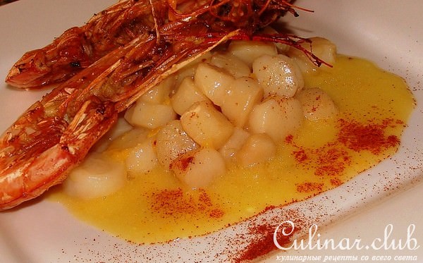 Морские гребешки с соусом