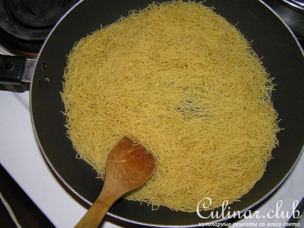 Рис по-итальянски с тушенкой (фаршем)