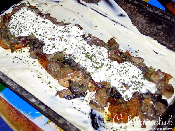 Мяско под грибной шубкой.