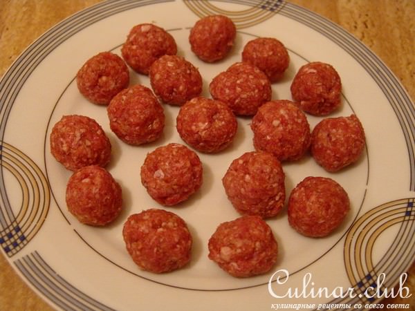 Греческое рагу с мясными шариками к пасте