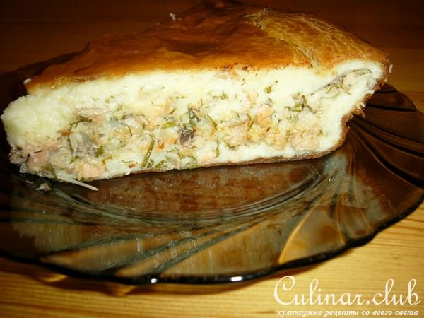 Пирог, самый простой, с рыбной начинкой.