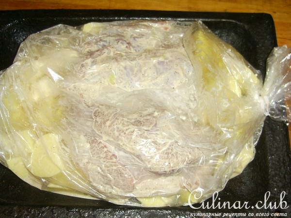 свинная голенка с картошкой