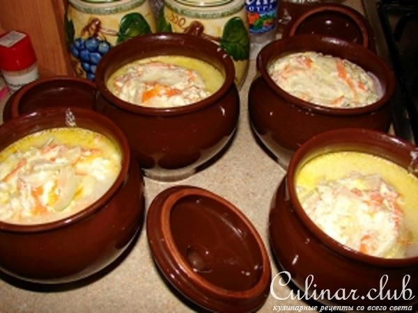 Курочка с картошкой в горшочке