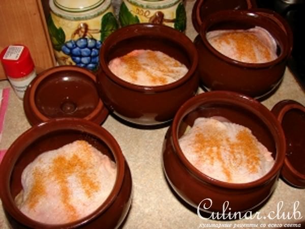 Курочка с картошкой в горшочке
