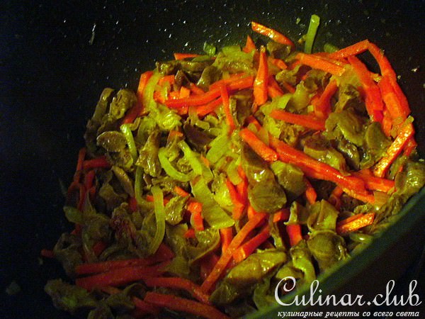 Куриные желудки с рисом
