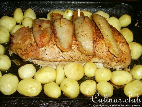 Грудка индейки запеченная с картошечкой