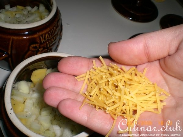 Вкусный ужин (или обед) в горшочках