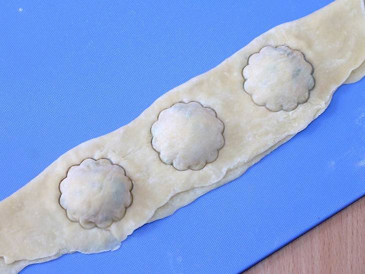 Равиоли с сыром и зеленым луком