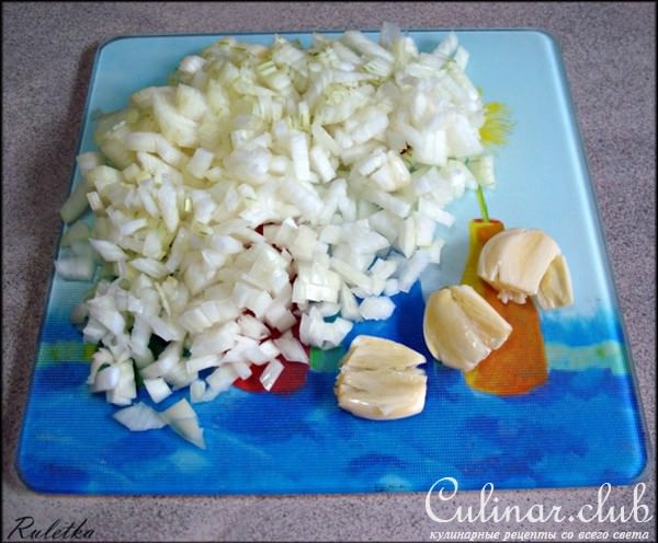 Куми куми смур (пряный кальмар).