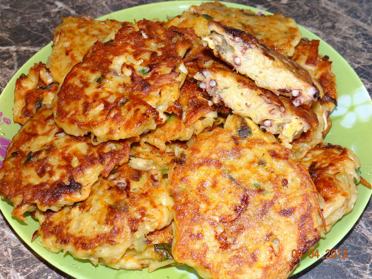 Картофельные драники с морепродуктами
