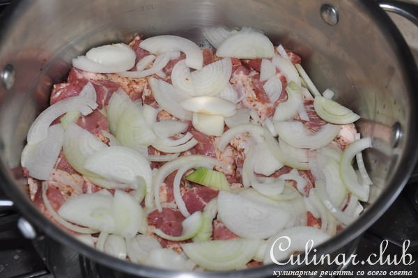Мясное рагу "Пальчики оближешь"