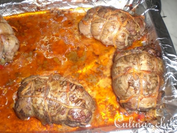 Плечо молодого барашка фаршированное пастой "Орзо", кедровыми орешками и сухофруктами