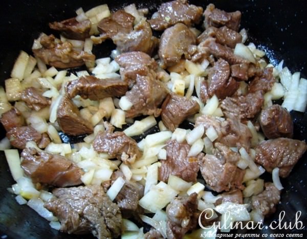 Пармантье из баранины с тыквой и сливами