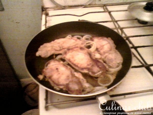 Свинина с соевым соусом и луком