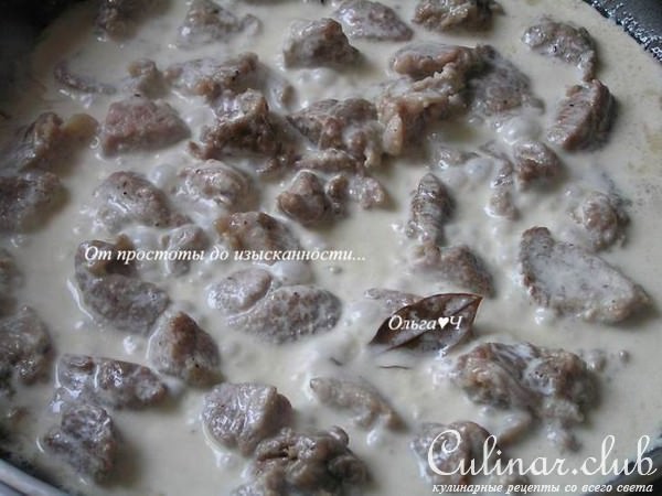 Кассероль со свининой, овощами и коричневым рисом 