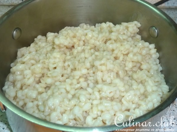 Перловая каша с говядиной в съедобном горшке